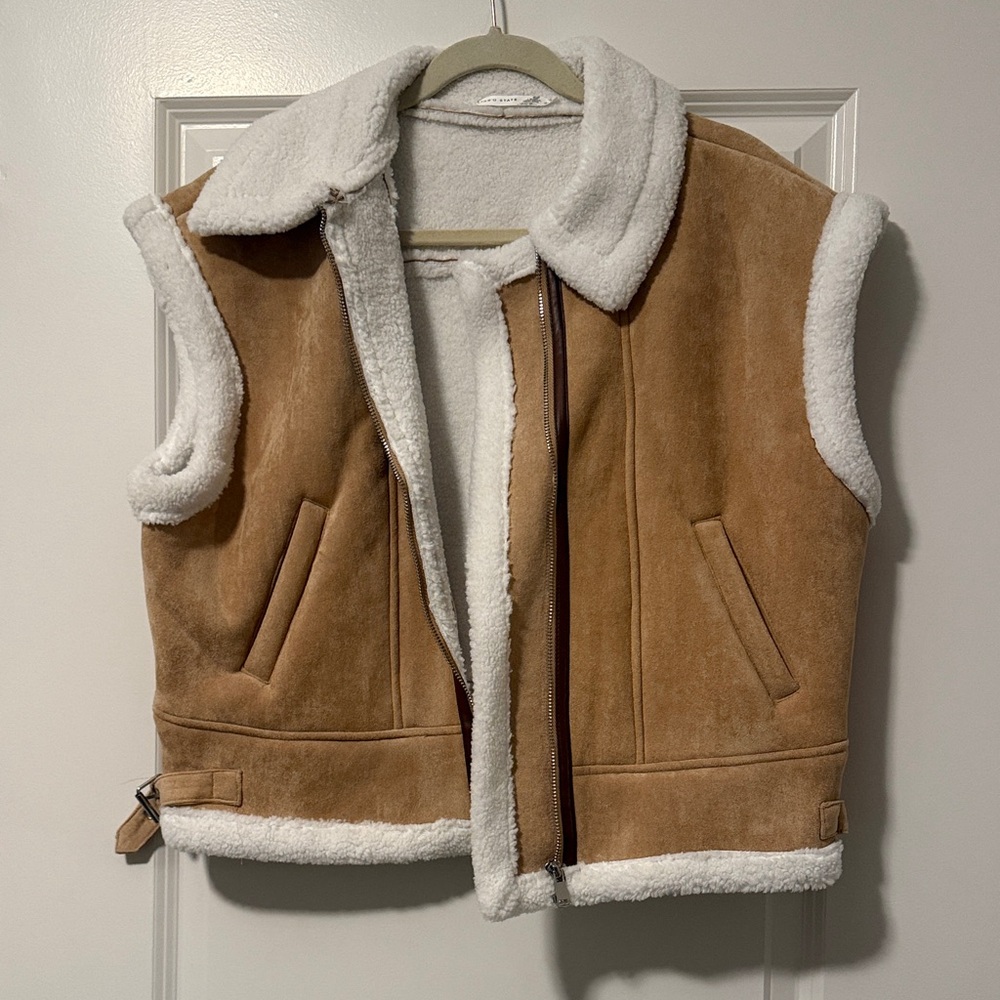 Altar'd State Tan and Cream Sherpa Vest